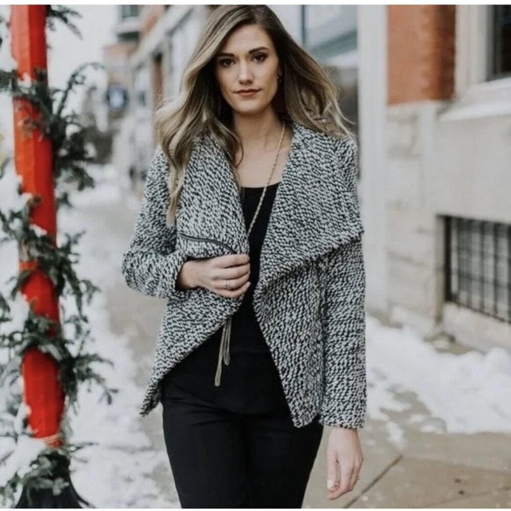 BlankNYC Jacket Womens XS Black White Boucle Wool Blend Asymmetrical Moto Zip